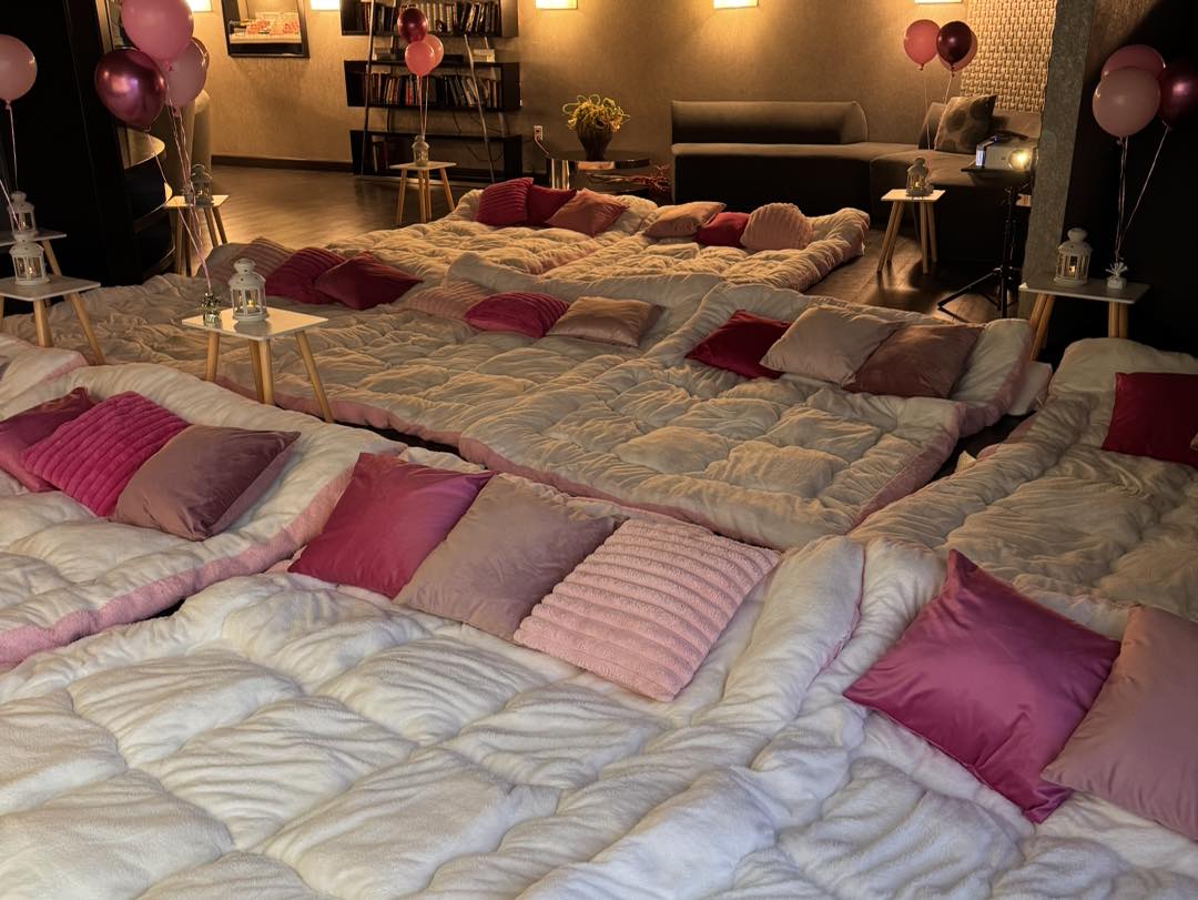 Outdoor Projector, Inflatable Screen and Speaker Rental | Outdoor Movie Night - Image 11